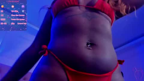 Snapshot of miia_schwarz chatting on 09-21-25, 10:44 Miia Schwarz  online show from 09-21-25, 10:44