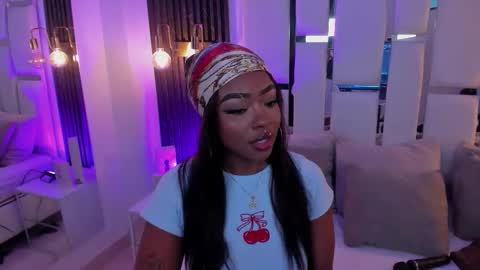 Snapshot of miia_schwarz chatting on 10-16-25, 12:33 Miia Schwarz  online show from 10-16-25, 12:33