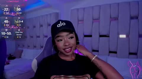 Miia Schwarz  online show from 03-13-26, 11:00