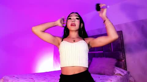   online show from 12-18-25, 01:44