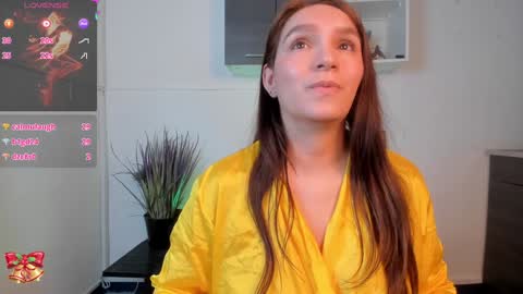 Miia 3 online show from 12-04-24, 02:37