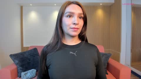 Miia 3 online show from 12-17-24, 12:00