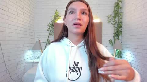 Miia 3 online show from 02-13-25, 11:50