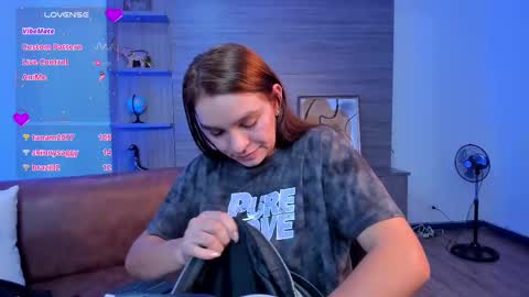 Miia 3 online show from 02-18-25, 06:15