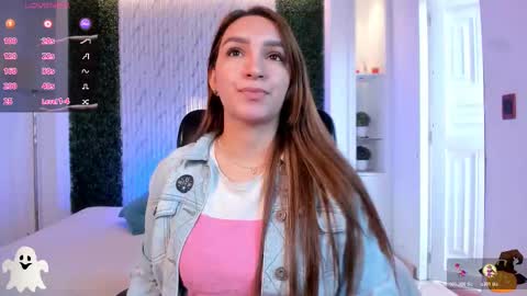 Miia 3 online show from 10-31-25, 12:17