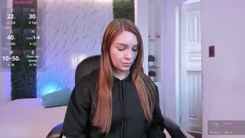 Miia 3 online show from 02-11-26, 11:59