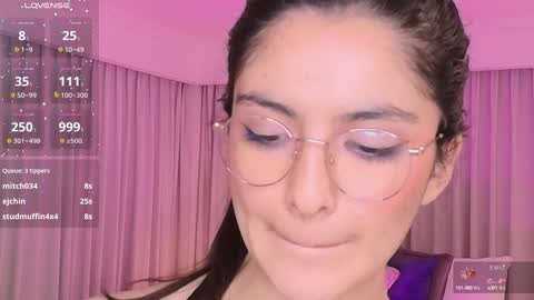 Mia online show from 01-30-25, 06:56