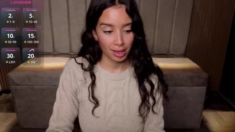 miiaa_evans1 online show from 02-03-26, 07:41