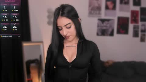  miiaa stone  online show from 10-30-25, 01:29