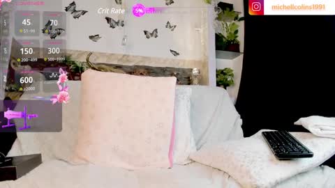 Snapshot of miicheell_colins chatting on 01-23-25, 11:05 Michell Colins online show from 01-23-25, 11:05