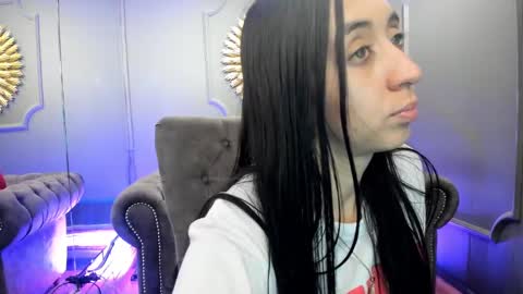 miilu  online show from 02-02-25, 09:19