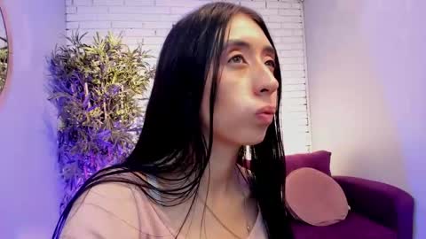 miilu  online show from 03-06-25, 09:25