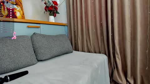 miissblonde online show from 10-14-25, 03:07