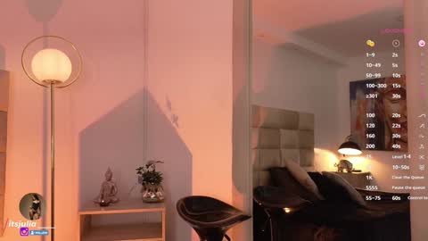   online show from 12-09-24, 11:56