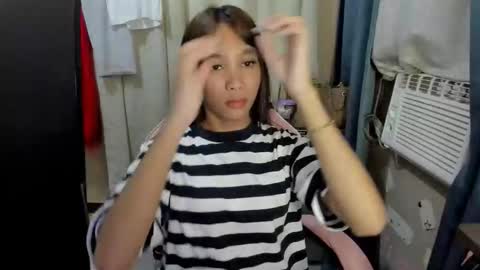 Snapshot of mika_cora chatting on 02-25-26, 10:58 MIKA online show from 02-25-26, 10:58