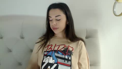 Mika online show from 03-06-26, 11:17