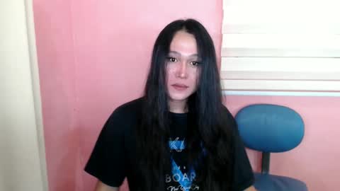 Snapshot of mika_oka chatting on 02-01-25, 02:13 Hi im Avah online show from 02-01-25, 02:13