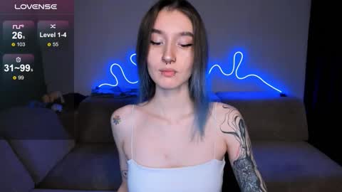 Mika online show from 02-10-26, 10:30