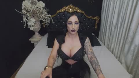 Mikaela online show from 01-17-26, 02:38