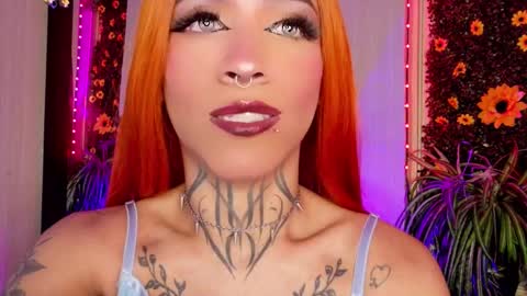 mikaelarangel online show from 10-28-25, 04:05