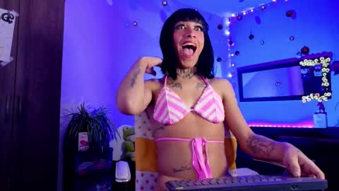 mikaelarangel online show from 12-04-25, 02:26