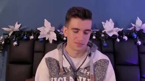 mikael online show from 12-05-25, 04:10