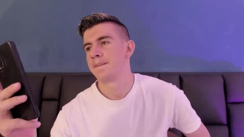 mikael online show from 02-12-26, 04:18