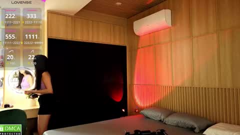 Miko now i live in Vietnam online show from 10-25-25, 03:40