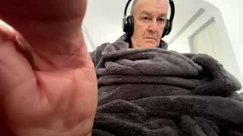 mike26051 online show from 02-26-25, 12:25