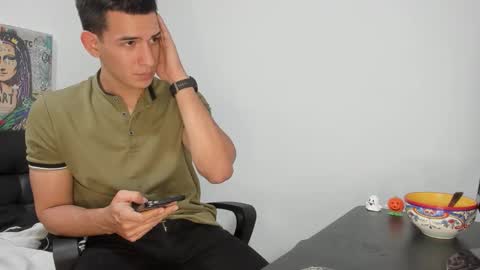 mike3xxx online show from 10-26-25, 08:42