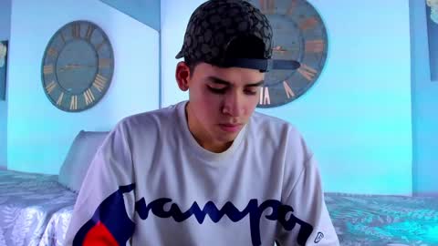 Mike 0233 online show from 12-20-24, 03:58