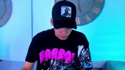 Mike 0233 online show from 01-12-25, 04:52