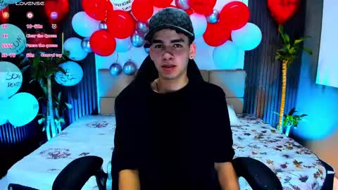 Mike 0233 online show from 02-16-25, 09:04