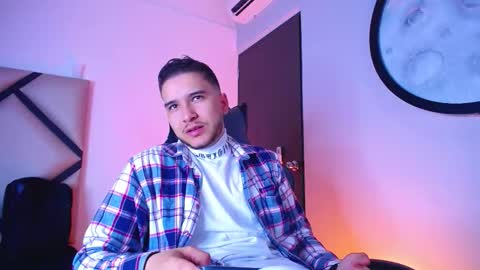 Mike  online show from 12-04-25, 11:41