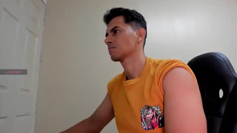 Snapshot of mike_conors chatting on 02-12-26, 02:50 Mike online show from 02-12-26, 02:50