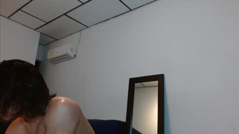 mike_d1030 online show from 12-17-24, 02:12