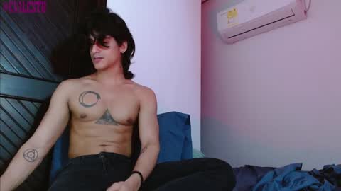 mike_d1030 online show from 01-16-25, 01:27