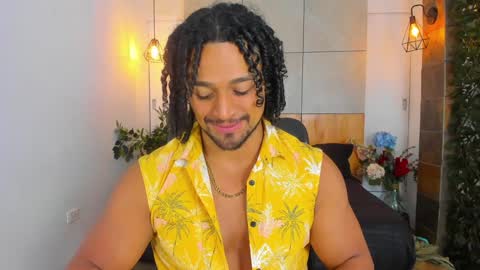 Snapshot of mike_estevess chatting on 01-31-25, 06:24   online show from 01-31-25, 06:24