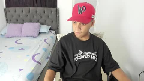 Snapshot of mike_master9 chatting on 10-09-25, 11:30 mike_master9 online show from 10-09-25, 11:30