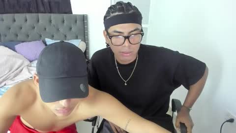 Snapshot of mike_master9 chatting on 10-16-25, 05:25 mike_master9 online show from 10-16-25, 05:25