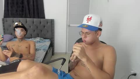 Snapshot of mike_master9 chatting on 11-07-25, 12:10 mike_master9 online show from 11-07-25, 12:10