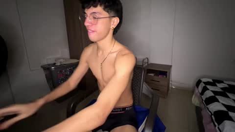 Mike Pineapple online show from 10-17-25, 03:42