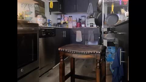 Snapshot of mikearizona chatting on 11-25-25, 02:50 Mike online show from 11-25-25, 02:50