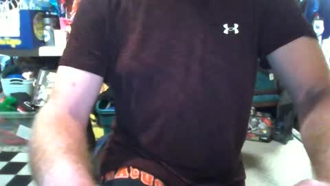 Snapshot of mikeb3200 chatting on 03-09-25, 12:53 mikeb3200 online show from 03-09-25, 12:53