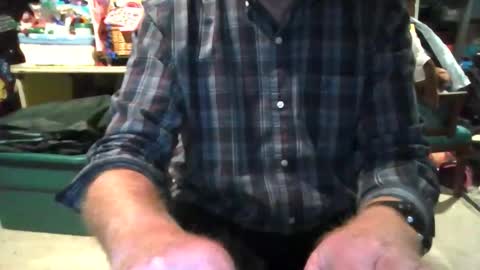 Snapshot of mikeb3200 chatting on 01-12-26, 03:34 mikeb3200 online show from 01-12-26, 03:34