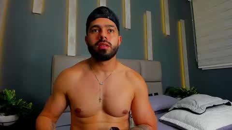 Snapshot of mikeblare chatting on 12-29-24, 10:36 Mike Blare online show from 12-29-24, 10:36