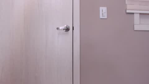 Snapshot of mikeblare chatting on 01-16-25, 10:02 Mike Blare online show from 01-16-25, 10:02