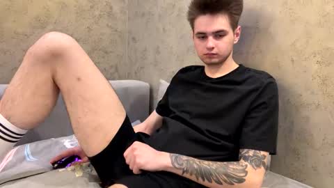 Former online show from 01-12-26, 07:46