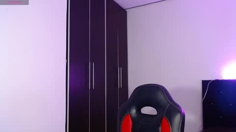 ZARA BLARE online show from 01-03-25, 01:16