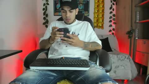 Snapshot of mikee_scooth chatting on 01-07-25, 03:46 mikee_scooth online show from 01-07-25, 03:46